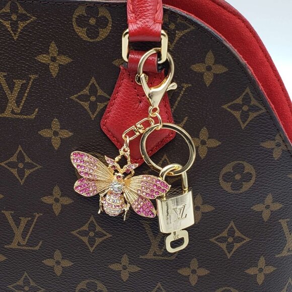 100% Auth Louis Vuitton Lock & Key with unbranded Bagcharm, Keycharm, Keychain - Picture 1 of 8